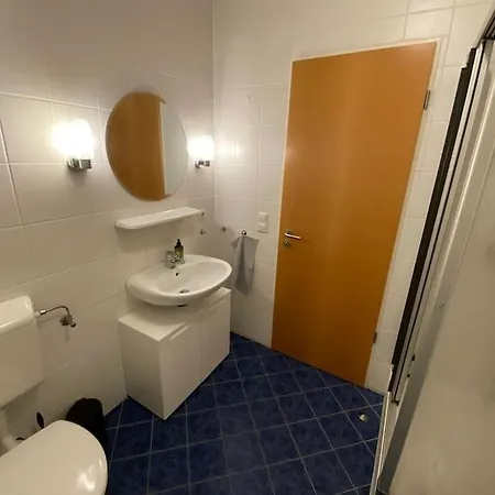 Grosszuegige, Zentrale In