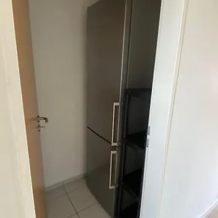 Grosszuegige, Zentrale In Leer