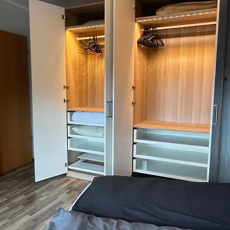 Apartment Grosszuegige, Zentrale In *