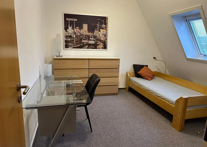 Appartamento Grosszuegige, Zentrale In Leer